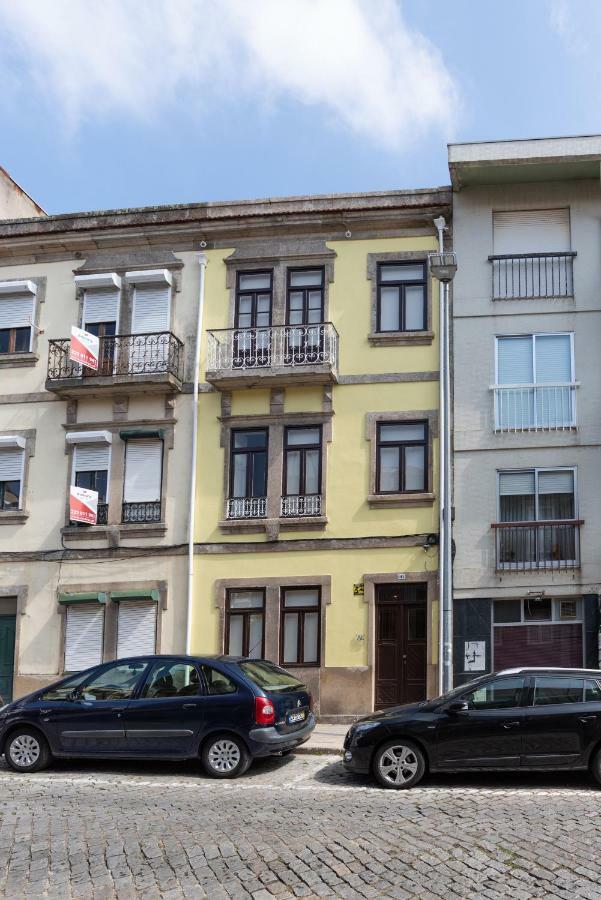 Zd Moreira Flats B By Portoproperties4You Luaran gambar